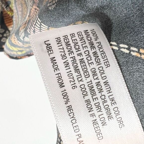 A New Day Romper Women's XL Tropical Floral Halter Sleeveless Elastic Waist NWT - Picture 8 of 10